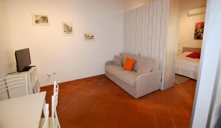 Apart Daire, 1 Büyük (Queen) Boy Yatak ve Çekyat, Sigara İçilmez