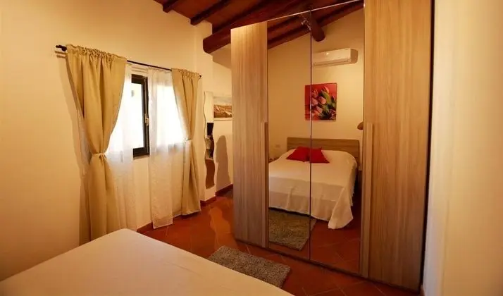 Apart Daire, 1 Büyük (Queen) Boy Yatak ve Çekyat, Sigara İçilmez