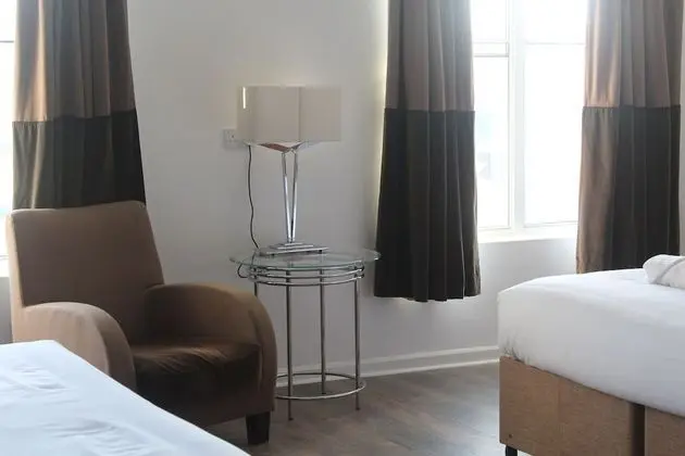 Deluxe Tek Büyük veya İki Ayrı Yataklı Oda