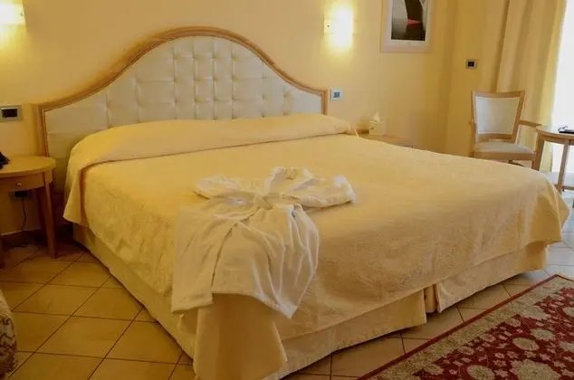 Family Dört Kişilik Oda