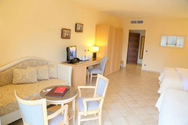 Family Dört Kişilik Oda