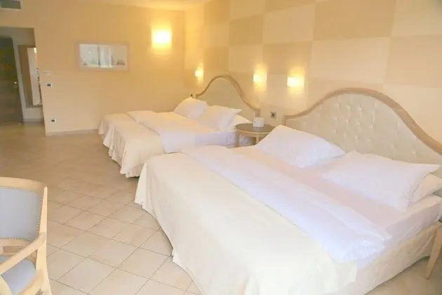 Family Dört Kişilik Oda