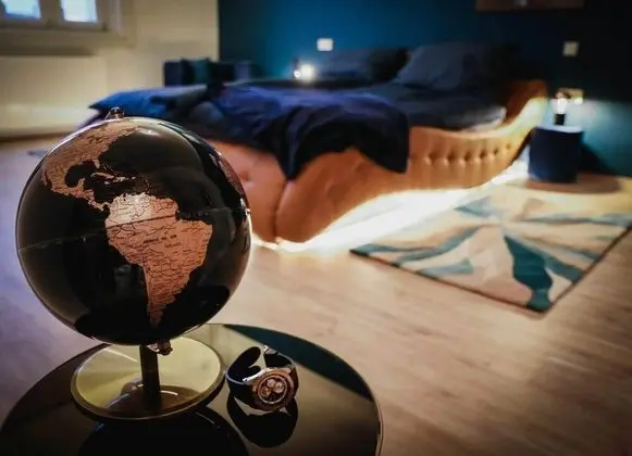 Explorer Room
