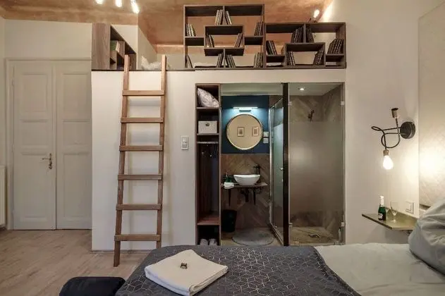 Golden Suite