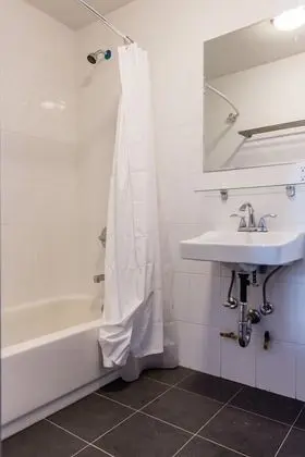 Standard Oda (Quad Ensuite)