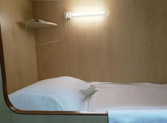 Basic Ortak Ranzalı Oda, Sadece erkekler için (bed in 8-beds male dormitory room)