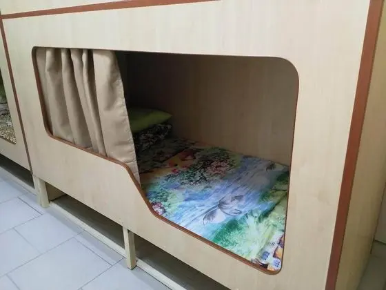 Ortak Ranzalı Oda, Sadece kadınlar için (bed in 6-beds female dormitory room)