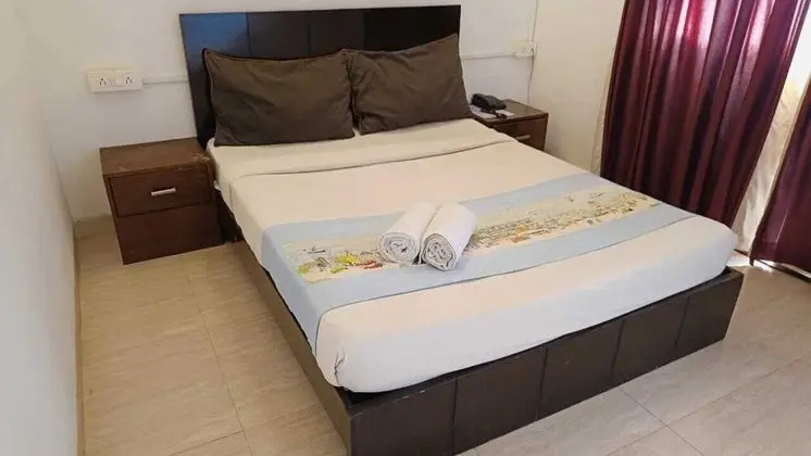 Standard Tek Büyük Yataklı Oda