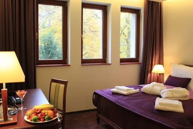 Comfort Tek Büyük Yataklı Oda
