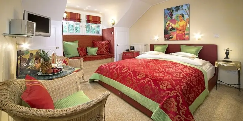 Comfort Tek Büyük Yataklı Oda