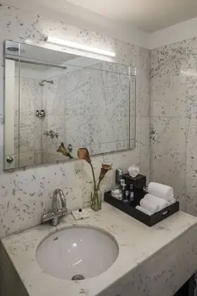 Deluxe Oda, Sigara İçilmez, Şehir Manzaralı