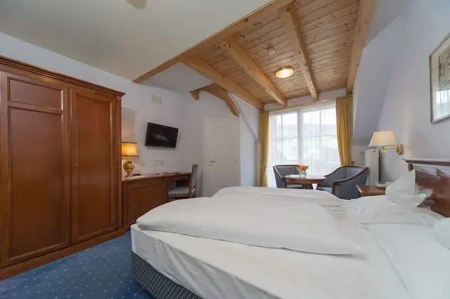 Comfort Tek Büyük Yataklı Oda