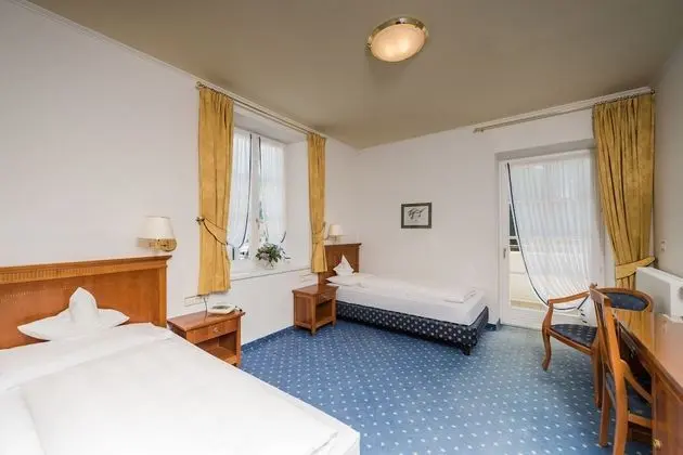 Comfort Tek Büyük Yataklı Oda