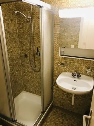 Economy Tek Kişilik Oda