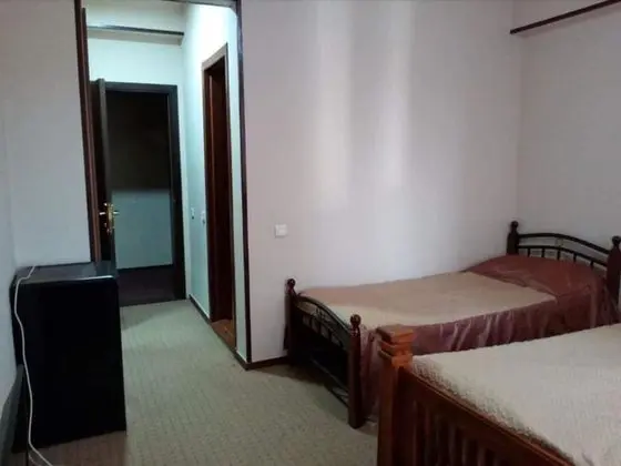 Üç Kişilik Oda