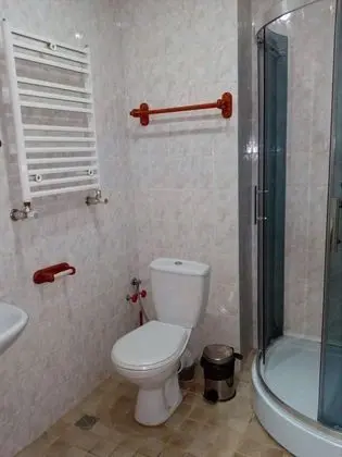 Üç Kişilik Oda