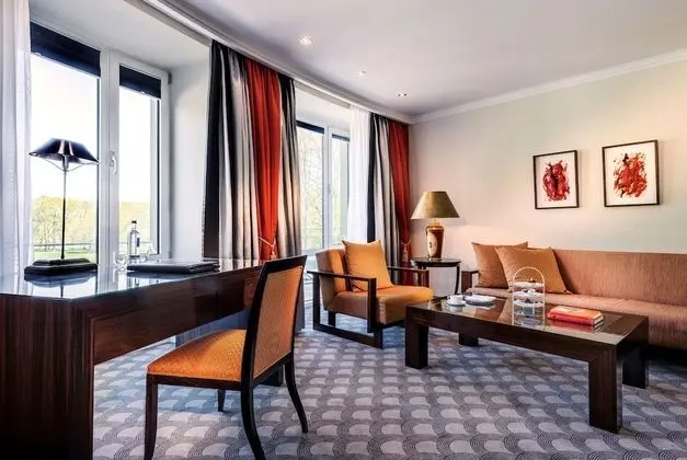 Hommage Signature Suite