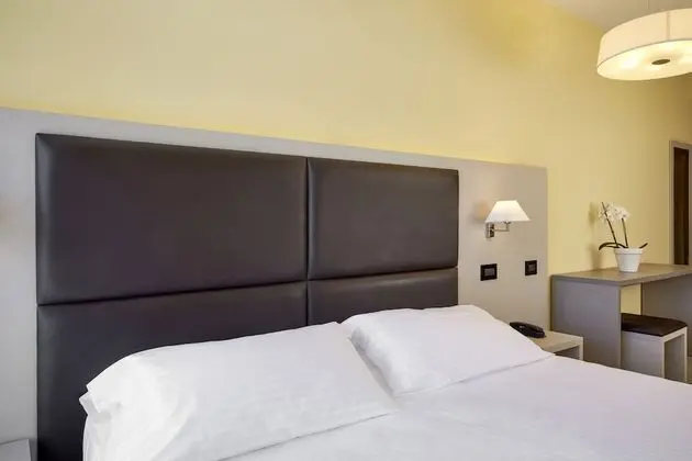 Superior Tek Büyük veya İki Ayrı Yataklı Oda, Göl Manzaralı