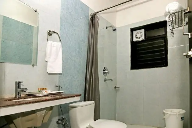 Deluxe Tek Büyük Yataklı Oda (with Free WiFi)