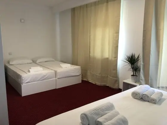 Üç Kişilik Oda, Balkon, Deniz Manzaralı