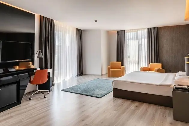 Deluxe Room French