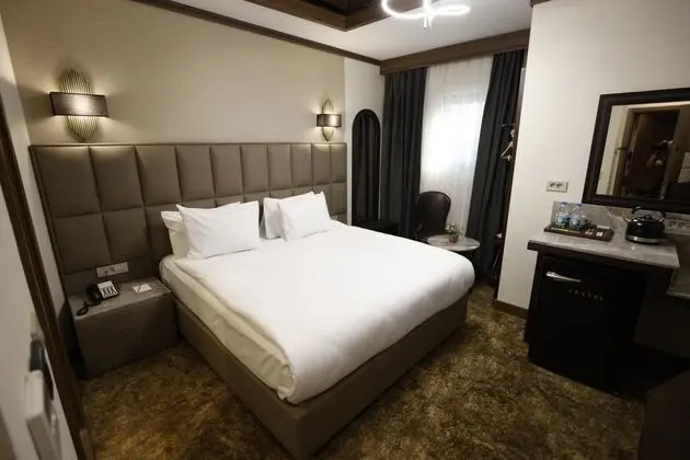 Standart Oda, Şehir Manzaralı