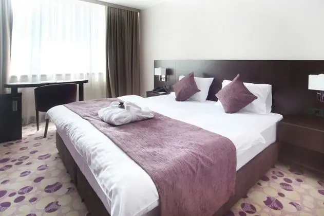 Classic Büyük Yataklı Tek Kişilik Oda