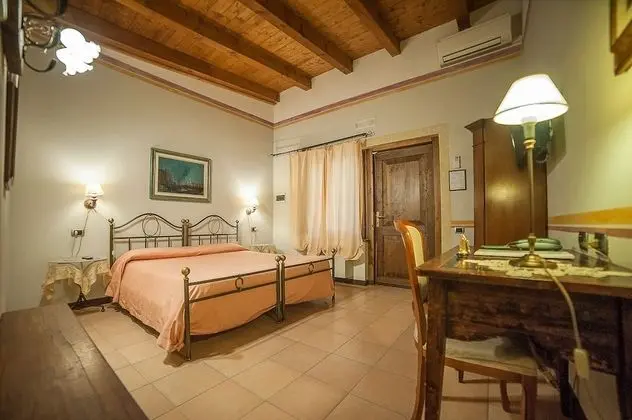 Traditional Tek Büyük veya İki Ayrı Yataklı Oda, Özel Banyo