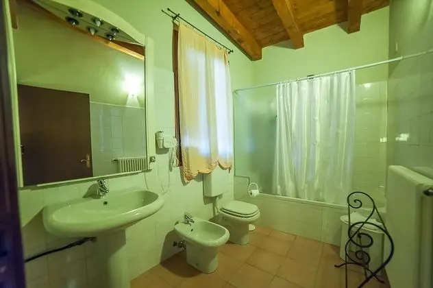 Traditional Tek Büyük veya İki Ayrı Yataklı Oda, Özel Banyo