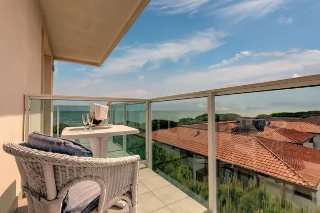 Classic Tek Büyük veya İki Ayrı Yataklı Oda, Balkon