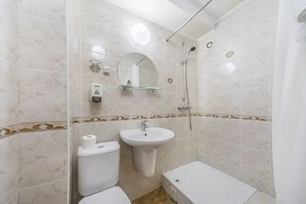 Standard Tek Büyük veya İki Ayrı Yataklı Oda