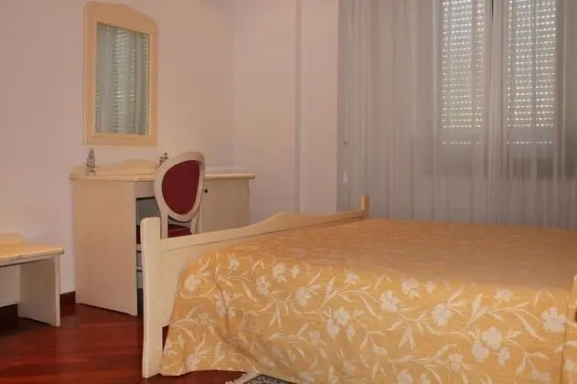 Tek Büyük veya İki Ayrı Yataklı Oda, Deniz Manzaralı