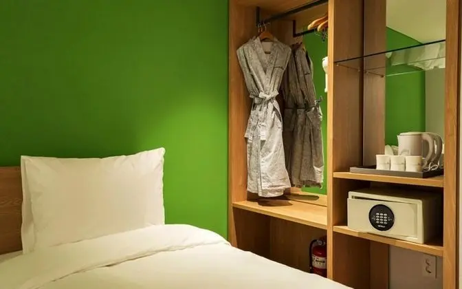 Oda (Family Twin (Free breakfast for stand)