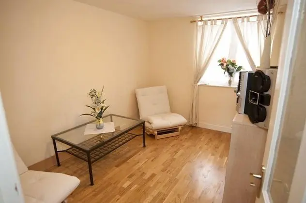 Basic Apart Daire (Bramley Suite)