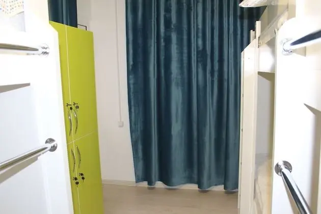 Basic Ortak Ranzalı Oda, Sadece erkekler için
