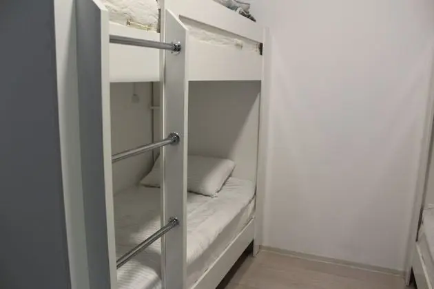 Ortak Ranzalı Oda, Sadece kadınlar için