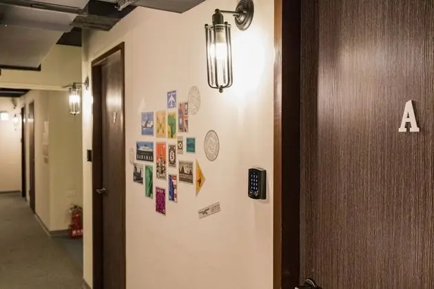 Ortak Ranzalı Oda, Sadece kadınlar için, Ortak Banyo