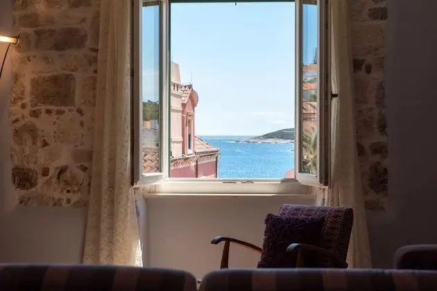 Süit, Deniz Manzaralı