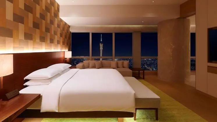 Diplomat Suite
