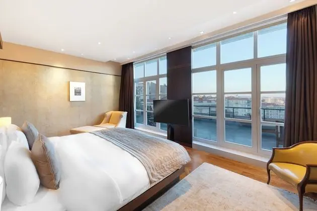 Presidential Suite