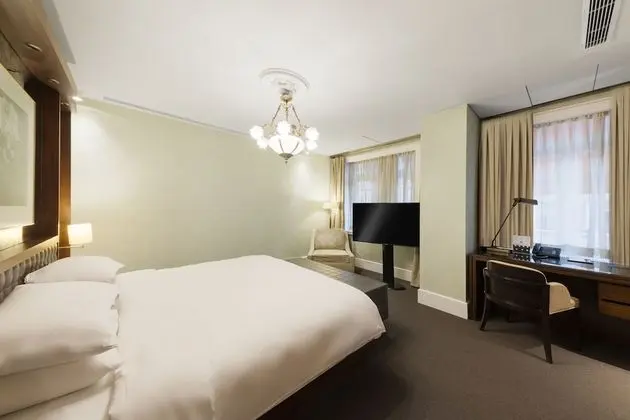 In-room business center