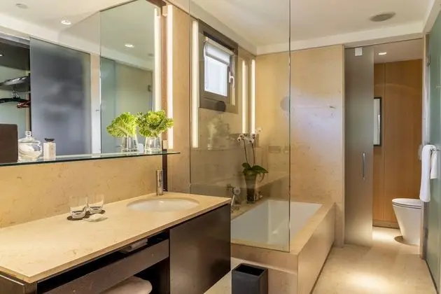 Deluxe Oda, 1 En Büyük (King) Boy Yatak, Balkon