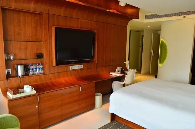 Luxury Oda