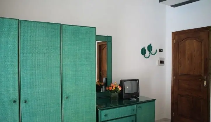 Tek Büyük veya İki Ayrı Yataklı Oda, Balkon