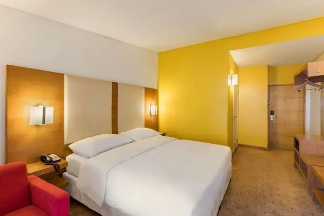 Standard Oda, Balkon (Ground Floor)