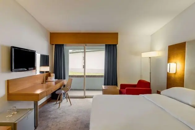 Standard Oda, Balkon (Ground Floor)