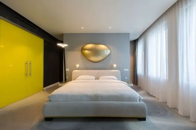 Süit (Karim Rashid)