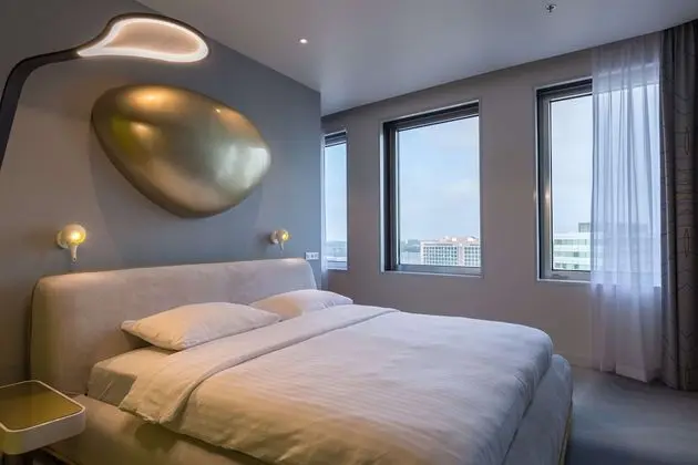Süit (Karim Rashid)