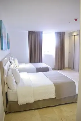Oda, 2 Çift Kişilik Yatak, Sigara İçilmez, Şehir Manzaralı