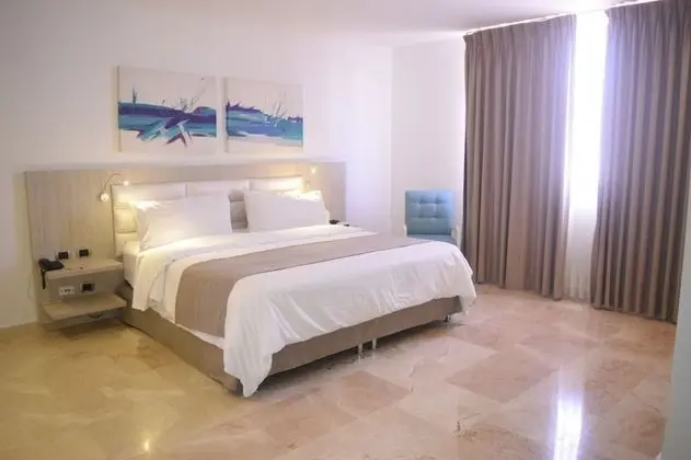 Premium Oda, 1 Büyük (Queen) Boy Yatak, Sigara İçilmez, Şehir Manzaralı